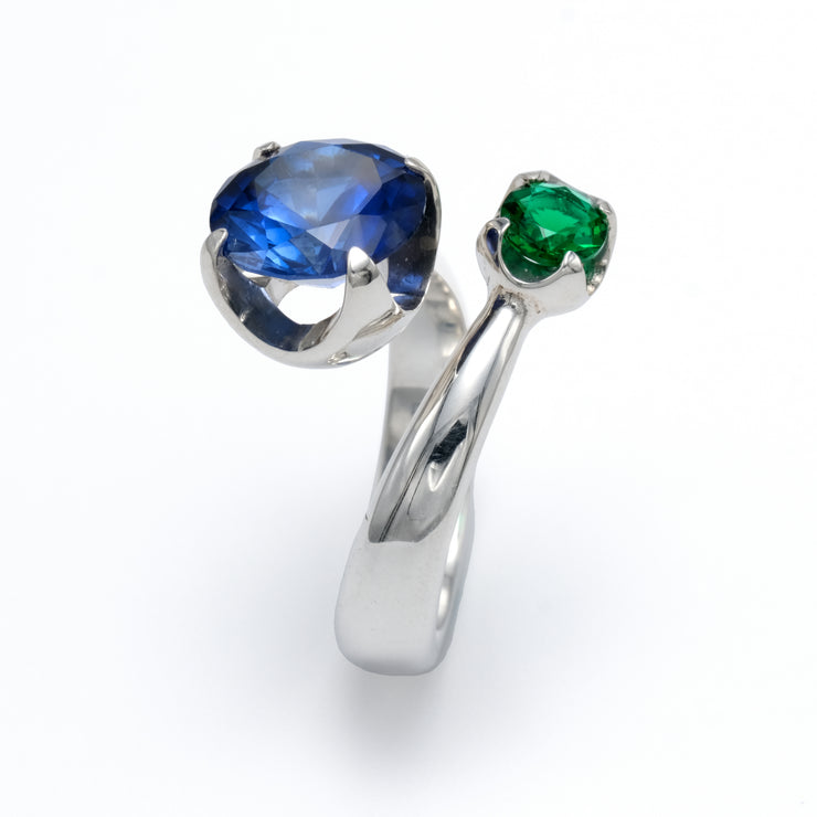 Incontro Blue Sapphire and Emerald Ring