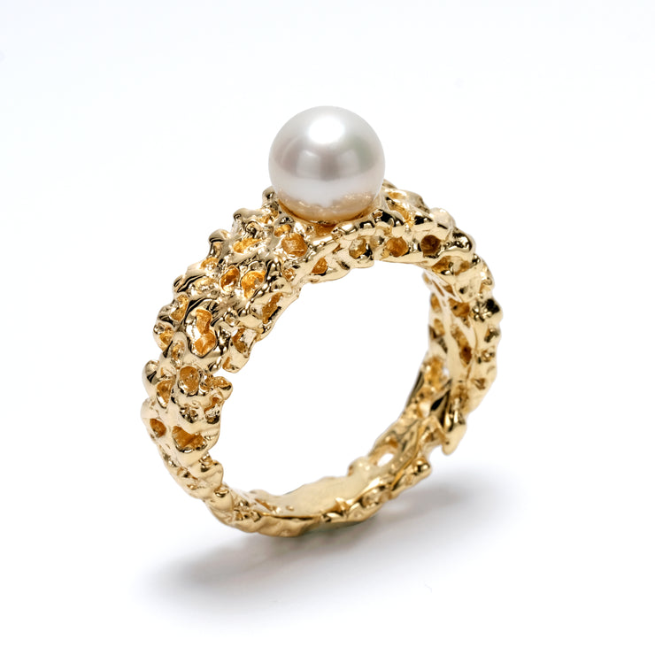 Coral Round Pearl Gold Band Ring