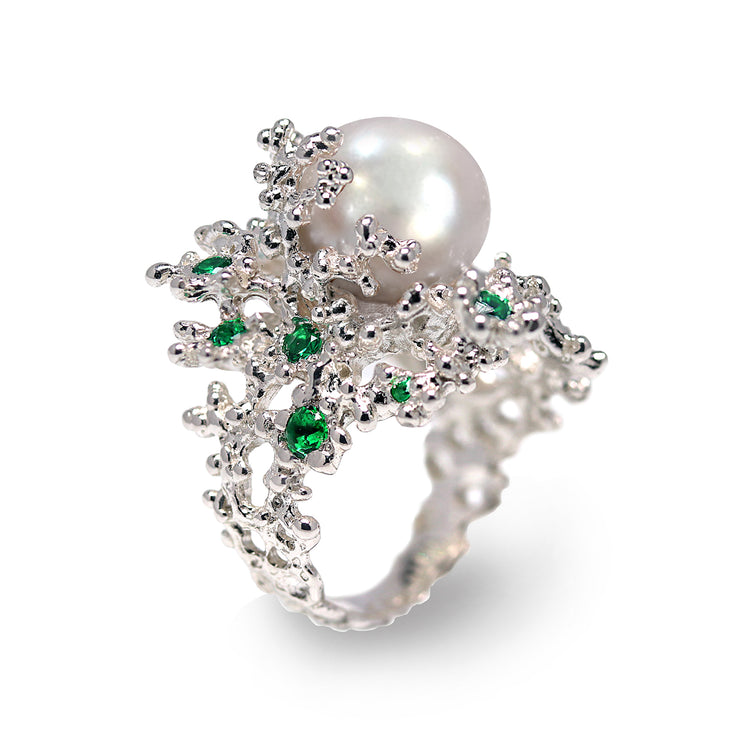Coral Emerald White Pearl Ring