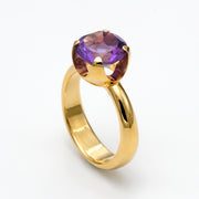 Cup Amethyst Gold Ring