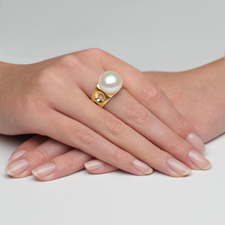 Bubbles Gold Pearl Ring