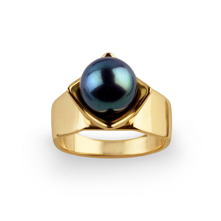 The Queen Gold Black Pearl Ring