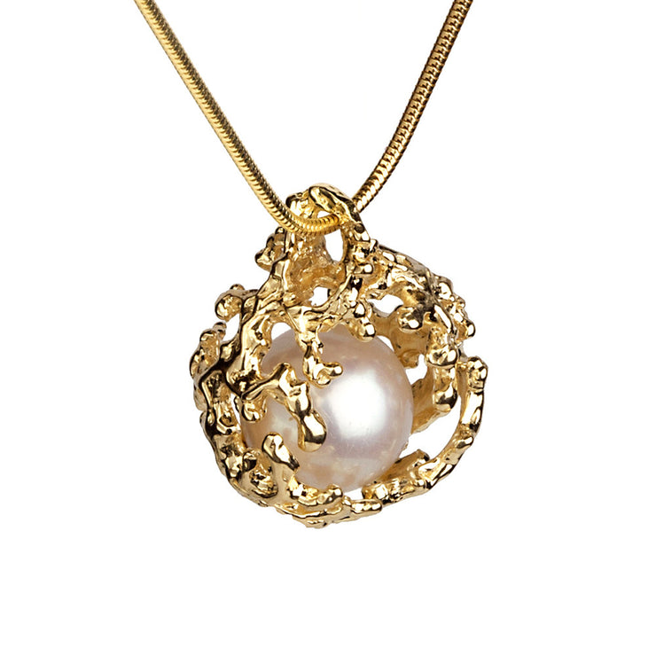 Coral Nest Gold Pearl Pendant Necklace