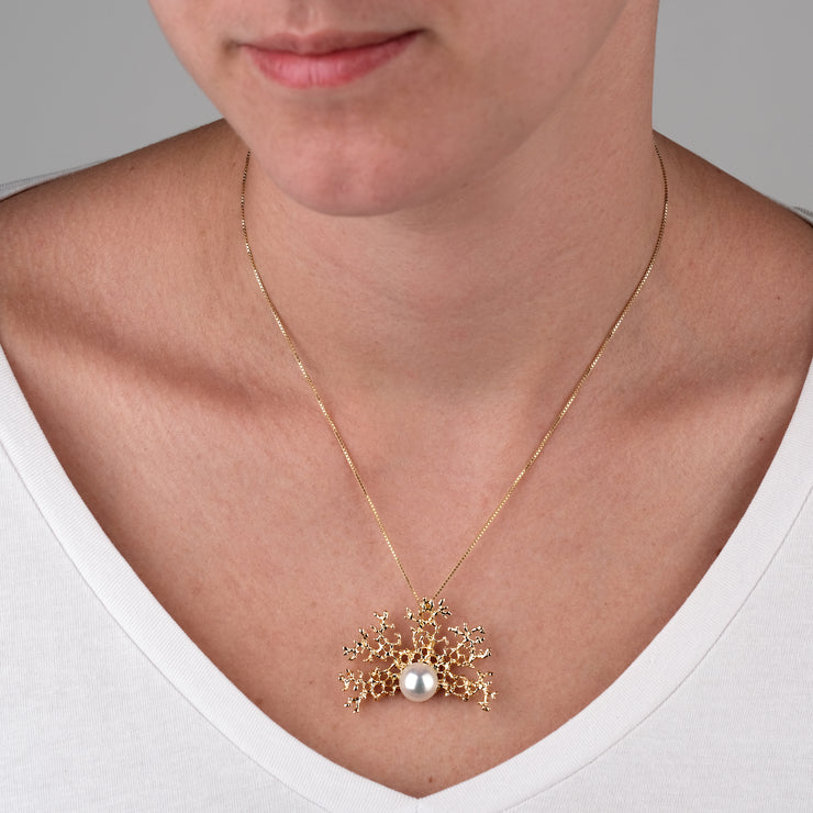 Coral Pearl Gold Pendant Necklace