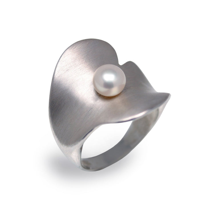 Wave Silver Pearl Ring